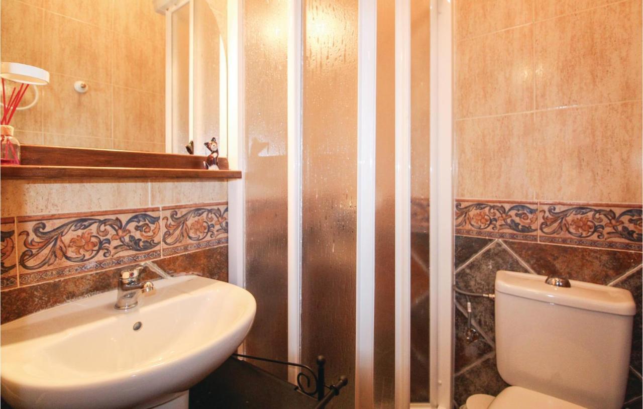Amazing Home In Frigiliana With Kitchen Luaran gambar