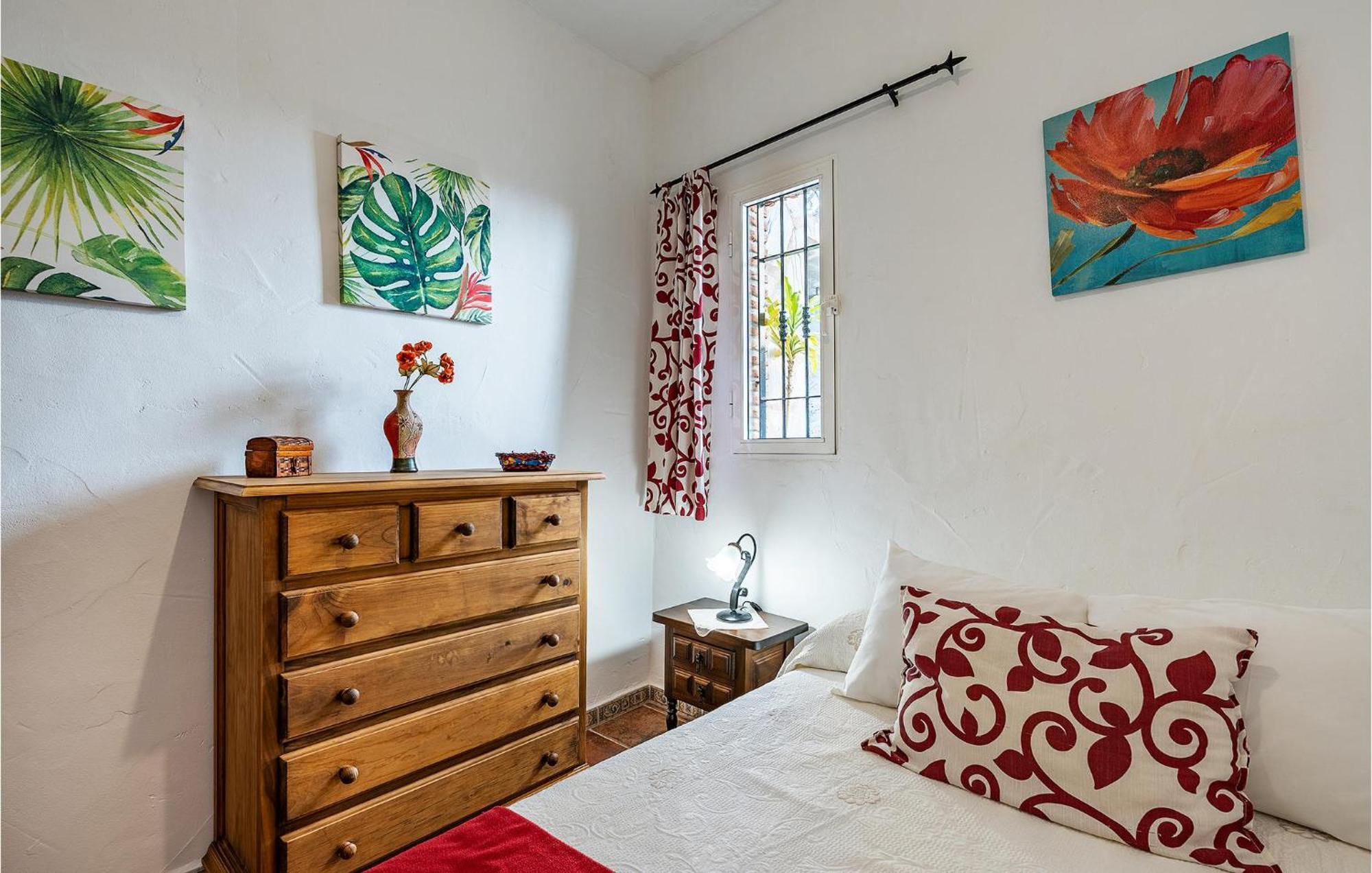 Amazing Home In Frigiliana With Kitchen Luaran gambar