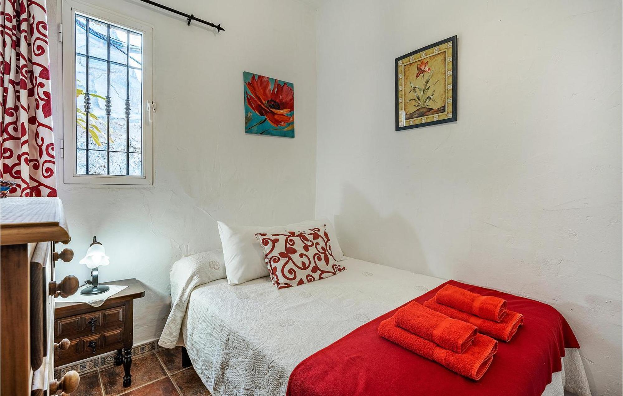 Amazing Home In Frigiliana With Kitchen Luaran gambar
