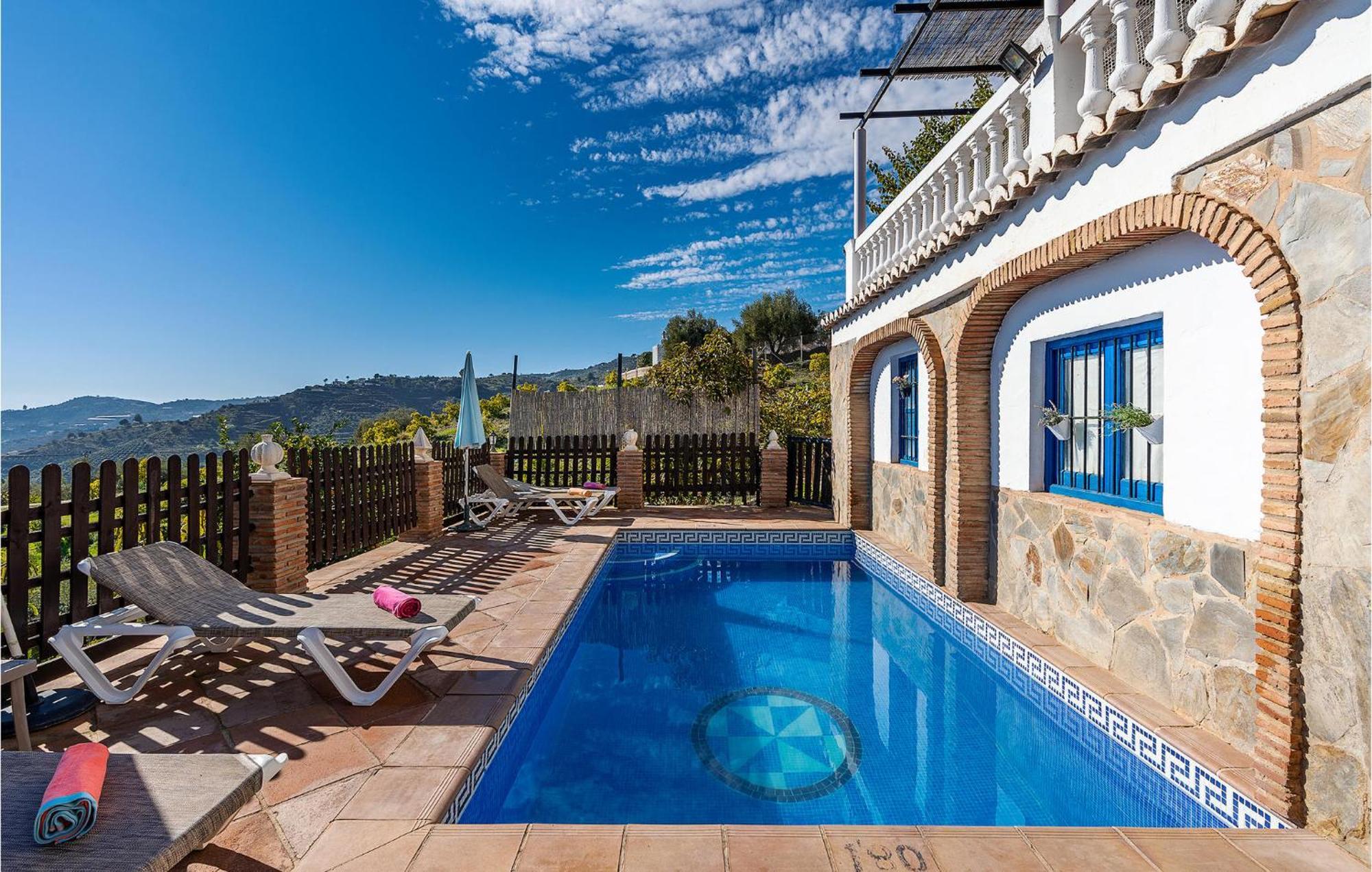 Amazing Home In Frigiliana With Kitchen Luaran gambar