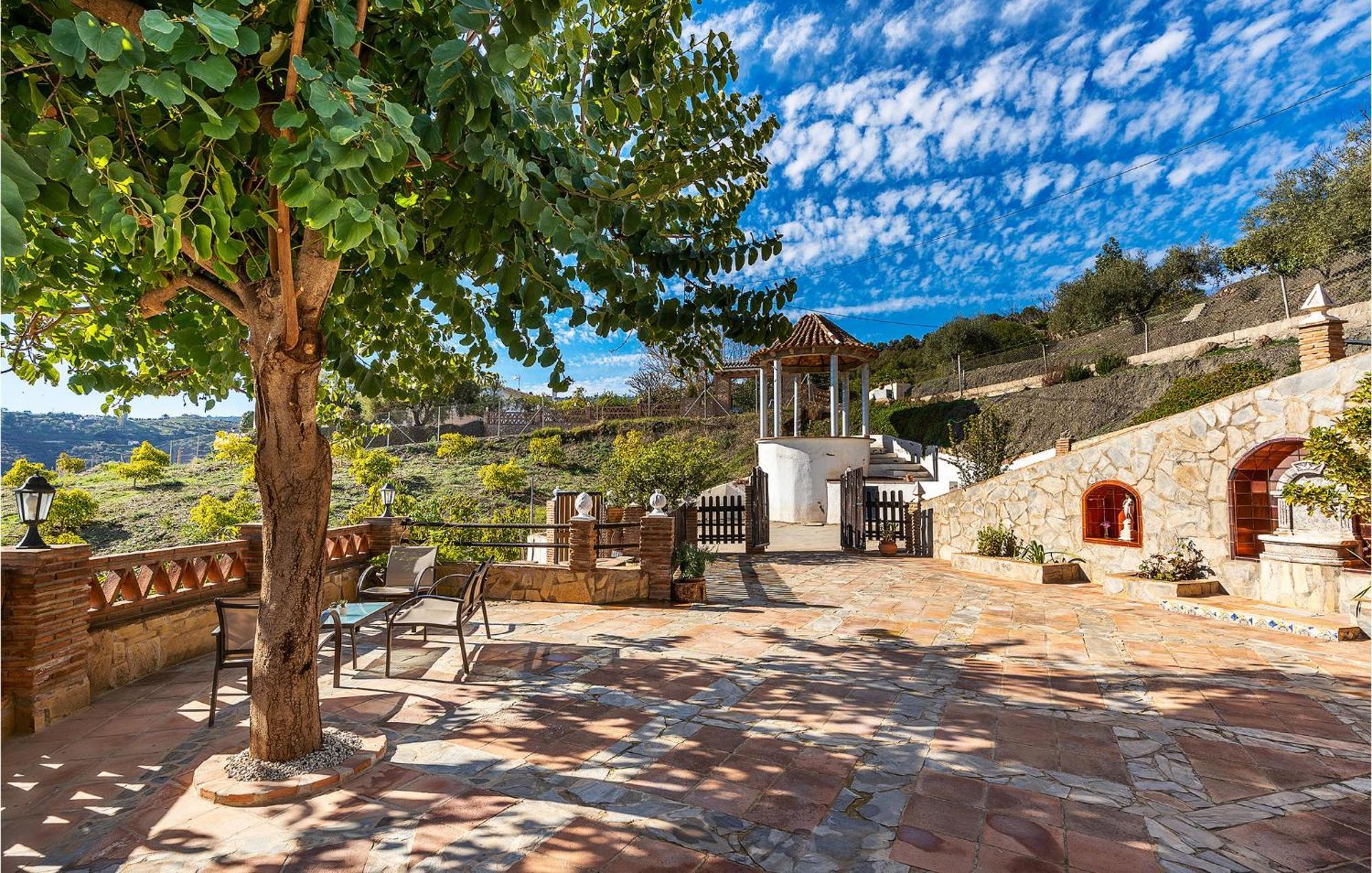 Amazing Home In Frigiliana With Kitchen Luaran gambar