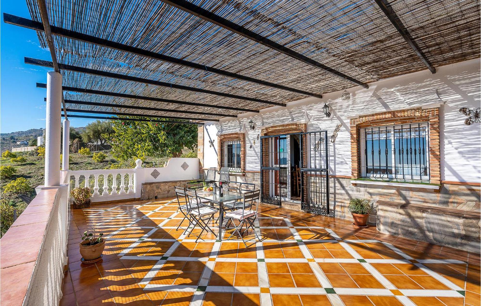 Amazing Home In Frigiliana With Kitchen Luaran gambar